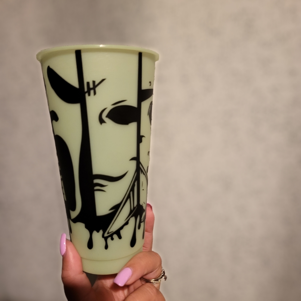 Cups - Picture 2 of 3